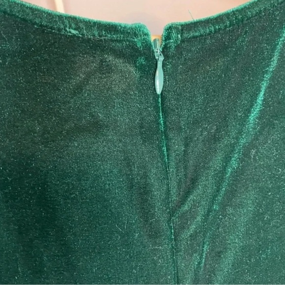 Unique Vintage Dark Green Velvet Midi Dress - Picture 4 of 5